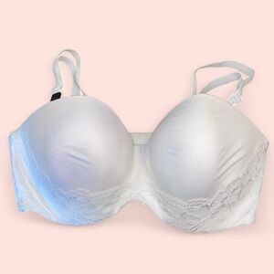 Brand new with tags Victorias Secret 36DD regular padded Bra